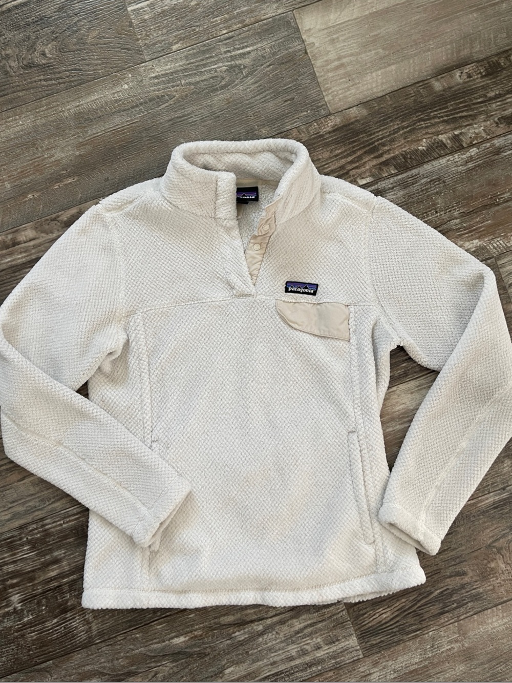 Patagonia re tool Cream Women's Pullover SZ medium